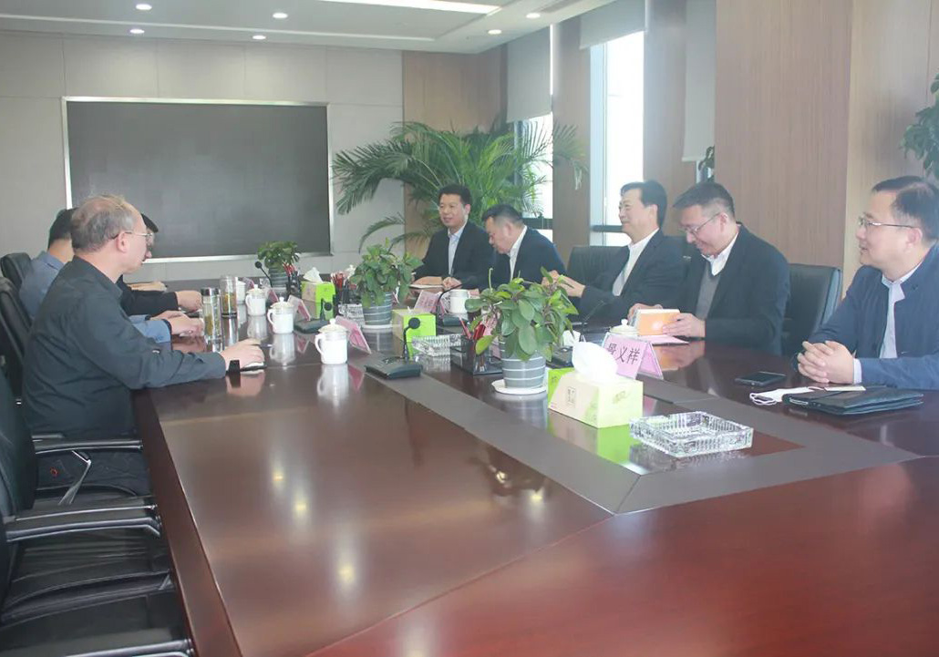 公司总裁陈永明调研苏中市政公司和苏滁现代产业园